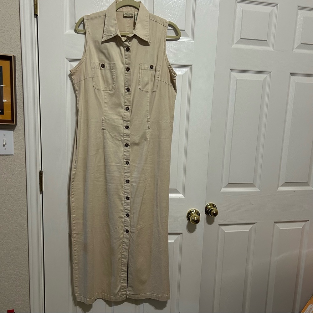 St. John's Bay Beige Sleeveless Dress